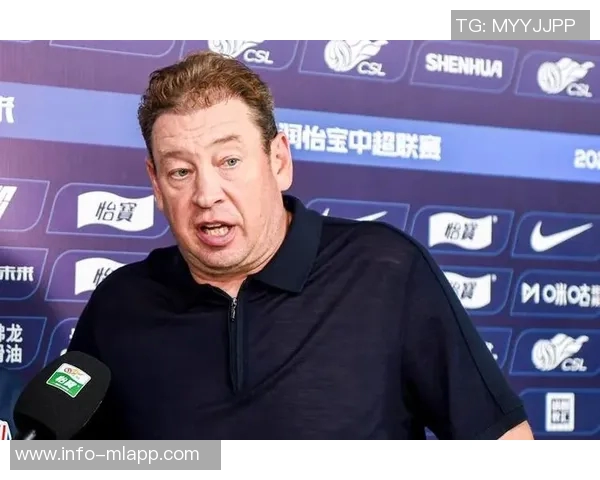 法尔克透露孔帕尼对17岁边锋麦克的高度认可或将外租锻炼提升出场机会